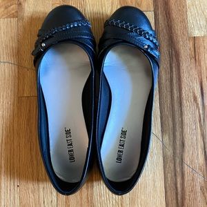 Women’s flats